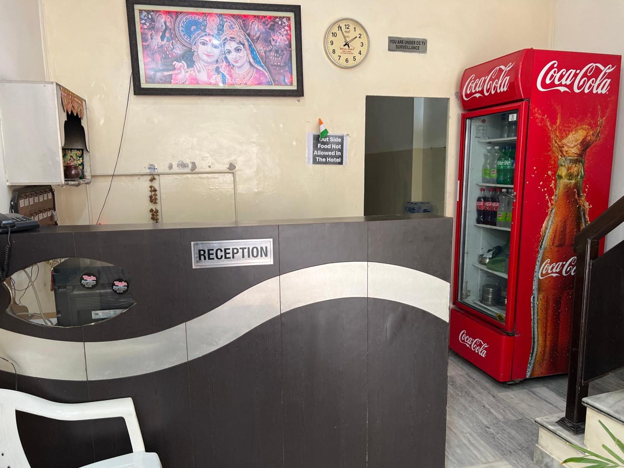 Raja Guest House -- Jalandhar Railway Station -- For Family, Couples, Travellers Exteriér fotografie