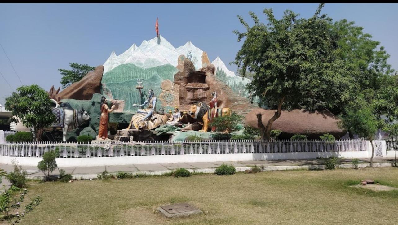 Raja Guest House -- Jalandhar Railway Station -- For Family, Couples, Travellers Exteriér fotografie